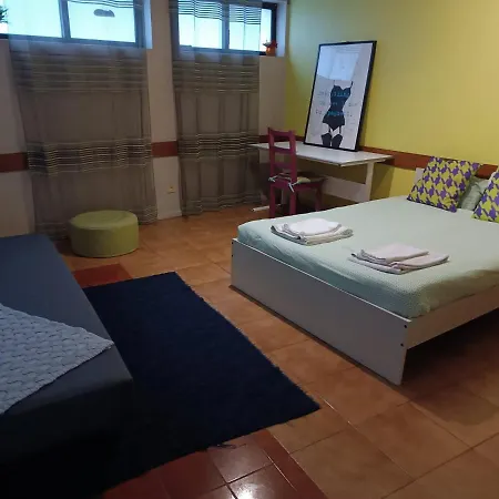 Spacious Economic Center Flat Apartment Porto
