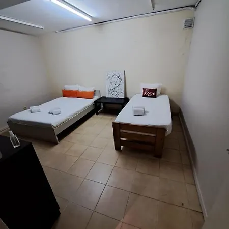 Spacious Economic Center Flat Porto