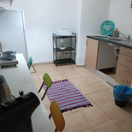 Apartment Spacious Economic Center Flat *
